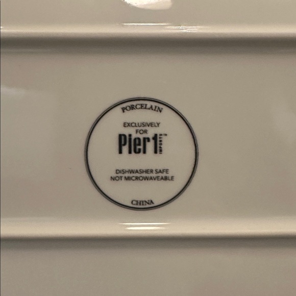 Pier 1 Porcelain Serving Tray Christmas Reindeer EUC - Picture 4 of 4